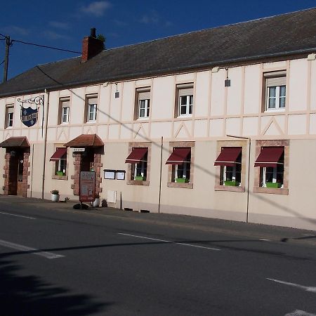 Hotel Le Lichou Vallon-en-Sully Zewnętrze zdjęcie